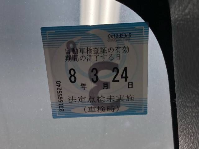 2015 Toyota Vitz ジュエラ auction photo 5