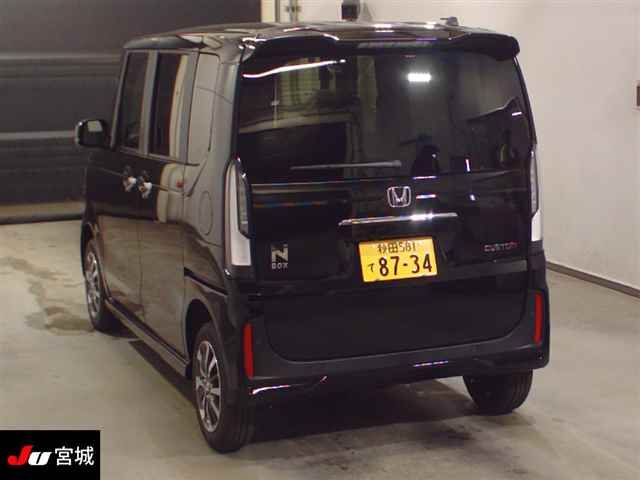2026 Honda N-BOX 4WD Custom Standard auction photo 2