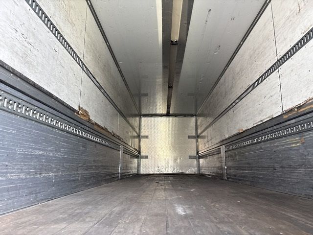 2016 Hino Profia wing auction photo 18