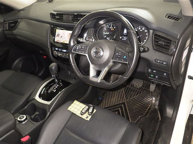 2017 Nissan X-Trail 20X 4WD auction photo 3