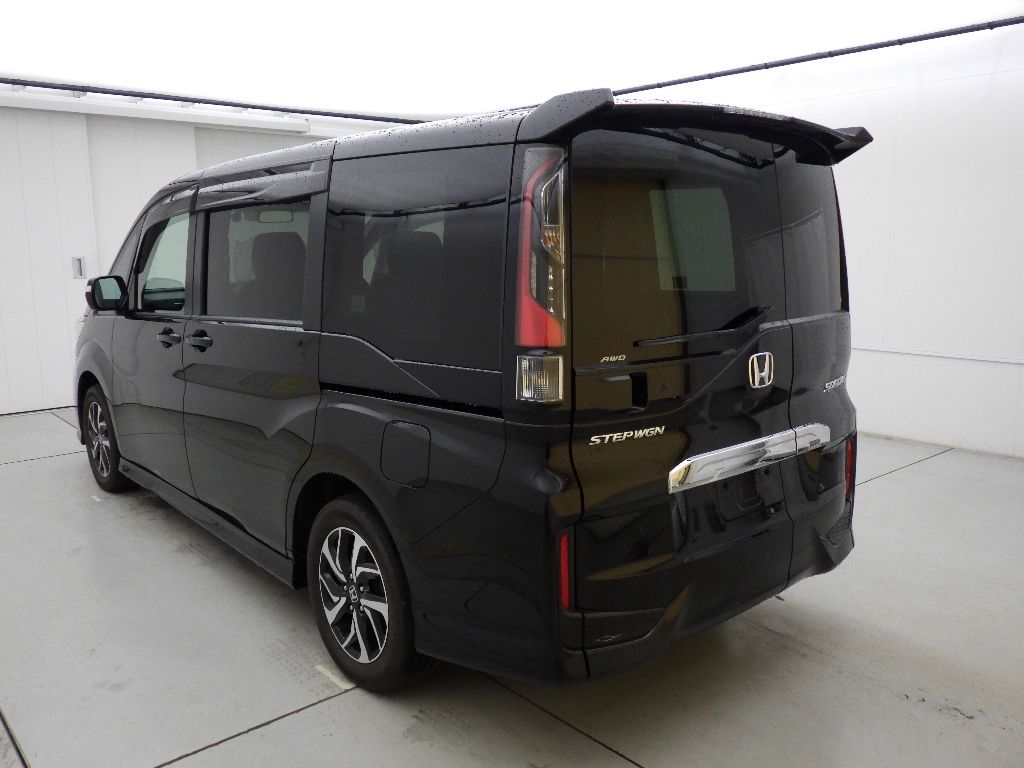 2021 Honda Stepwgn 4WD ホンダセンシング auction photo 5