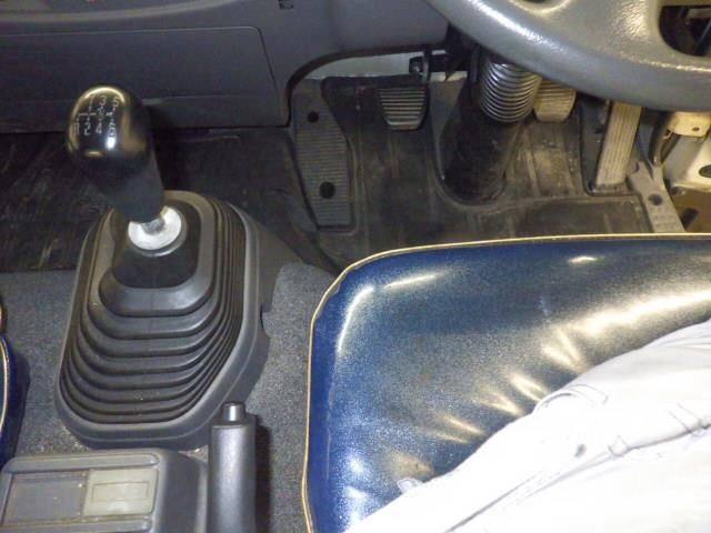 2012 Isuzu Forward クレーン付 auction photo 7