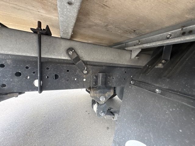 2021 Hino Dutro Aluminum van auction photo 16