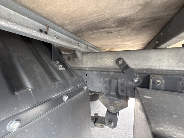 2021 Hino Dutro Aluminum van auction photo 14