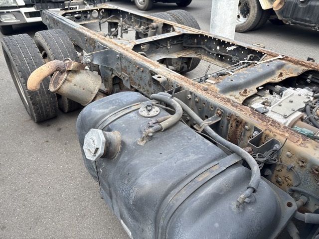 2011 Isuzu Elf シャーシ auction photo 17
