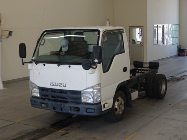2011 Isuzu Elf シャーシ Japan auction vehicle