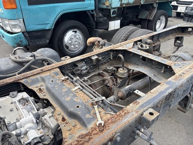 2011 Isuzu Elf シャーシ auction photo 18