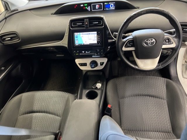 2016 Toyota Prius S auction photo 5