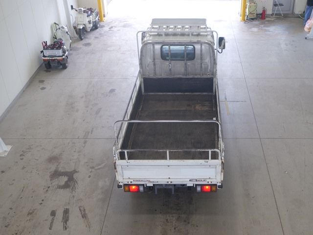 2013 Isuzu Elf Hira auction photo 3