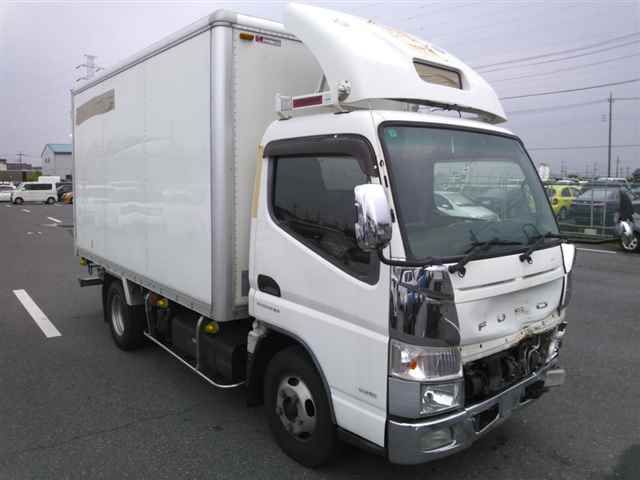Japan Auction Vehicles 9 2017 Mitsubishi Fuso Canter 2.0t auction photo
