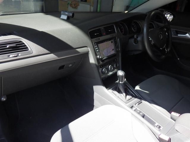 2014 Volkswagen VW ゴルフ TSIコンフォートライン BMT auction photo 2