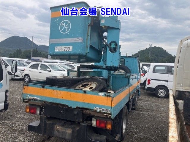 2006 Isuzu Elf Koushosagyou auction photo 2