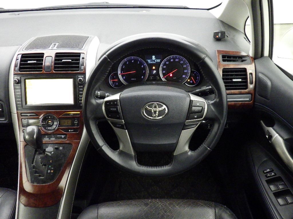 2011 Toyota Blade 4WD G auction photo 3