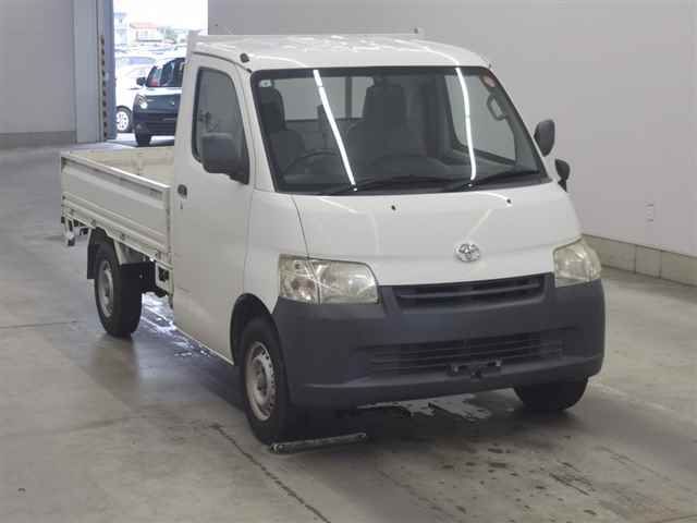 2017 Toyota LiteAce Truck DX Japan auction vehicle