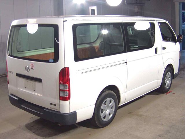 2005 Toyota Hiace ロングDX auction photo 5