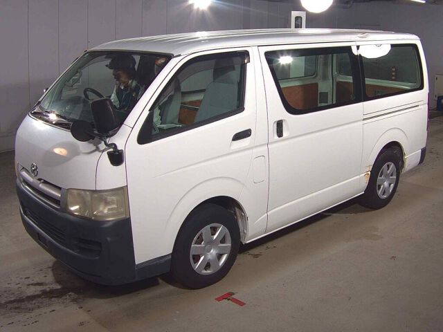 2005 Toyota Hiace ロングDX auction photo 4