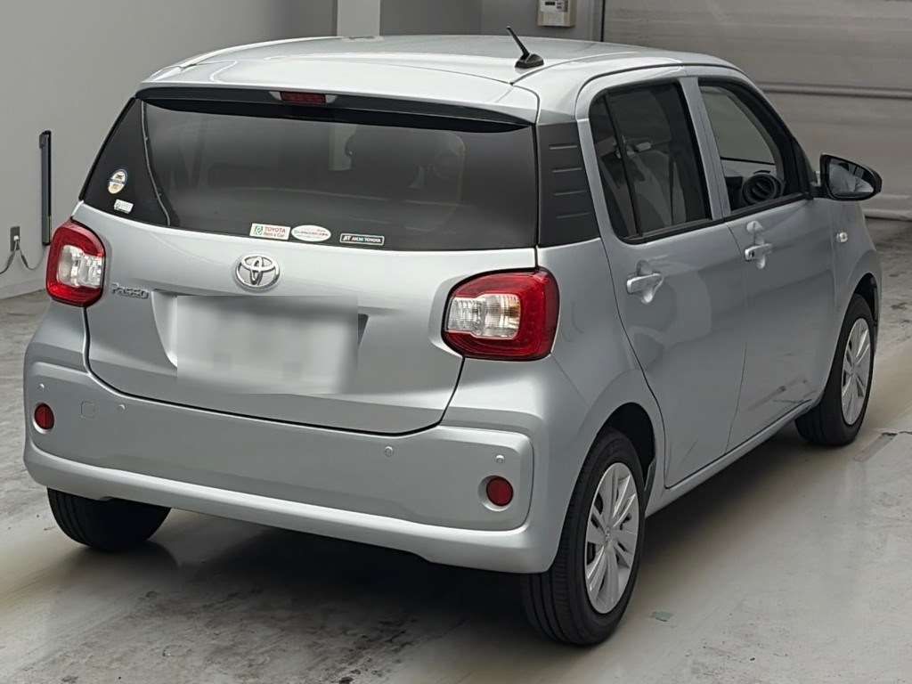 2023 Toyota Passo X auction photo 2