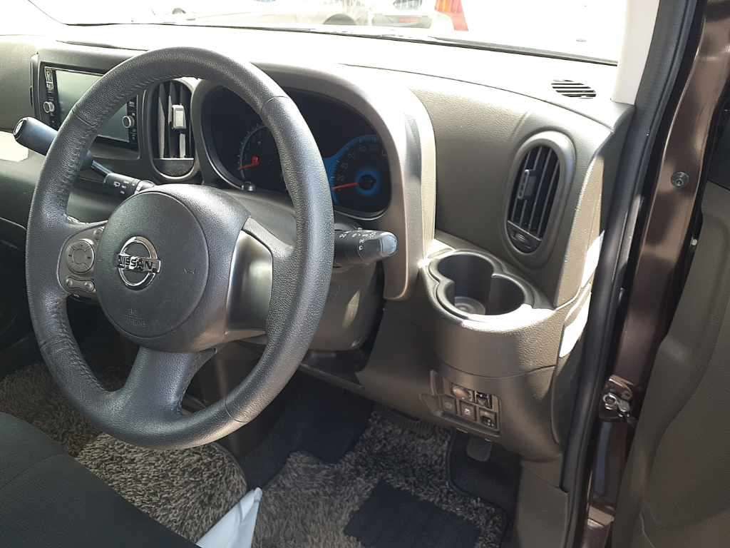 2017 Nissan Cube 15X Vセレクション auction photo 9