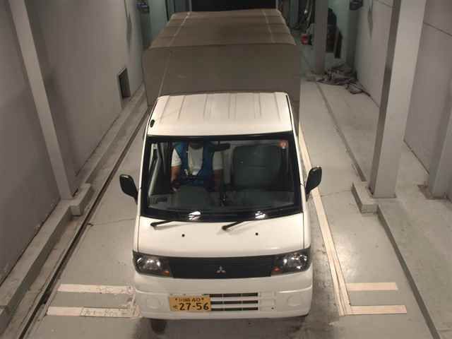 2003 Mitsubishi Minicab auction photo 6