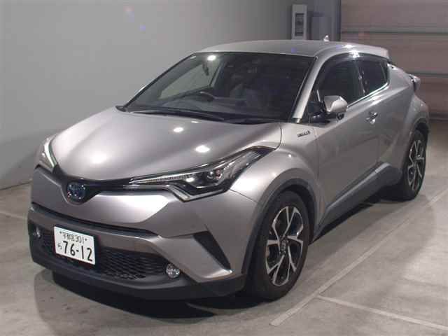 2017 Toyota C-HR G LED Edition Japan auction vehicle