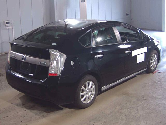 2015 Toyota Prius PHEV S auction photo 5