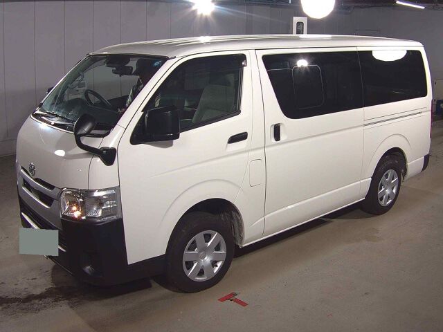 2025 Toyota Hiace ロングDXジャストロー auction photo 4