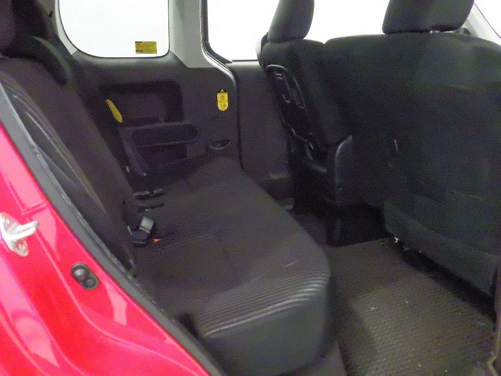 2014 Toyota Spade Y auction photo 7