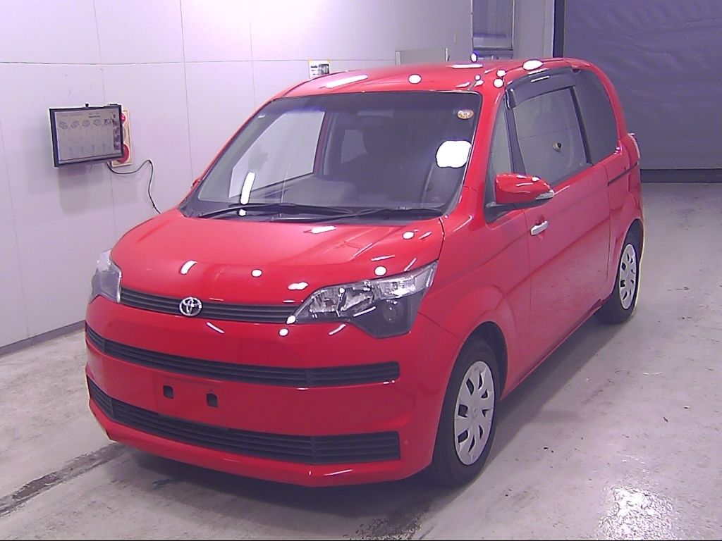 2014 Toyota Spade Y auction photo 4