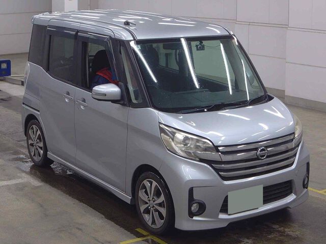 Japan Auction Vehicles 8 2014 Nissan Dayz Roox Highway Star Turbo 4WD auction photo
