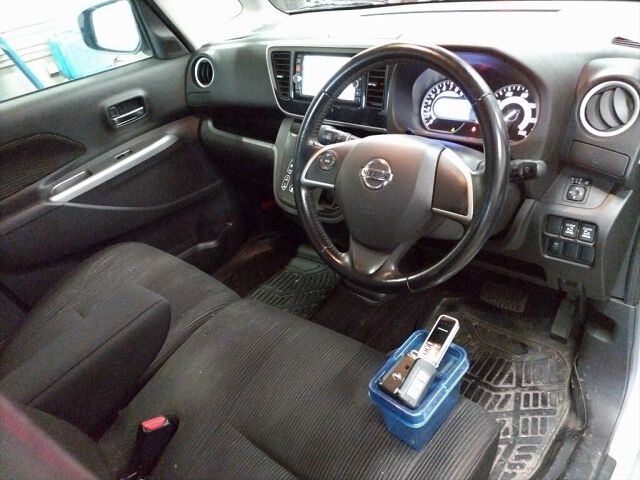 2014 Nissan Dayz Roox Highway Star Turbo 4WD auction photo 3