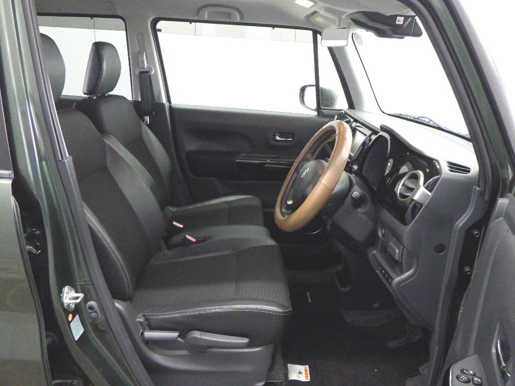 2016 Suzuki Hustler JスタイルII auction photo 6