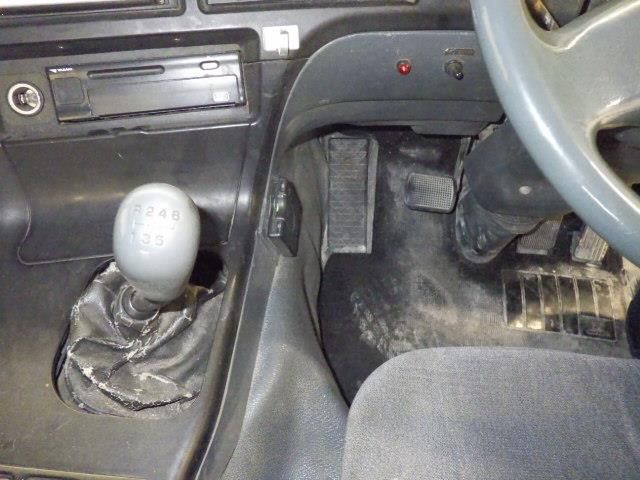 2006 Mitsubishi Fuso ミキサー auction photo 7
