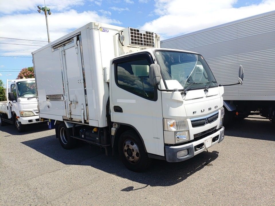 2019 Mitsubishi Fuso Canter auction photo 4