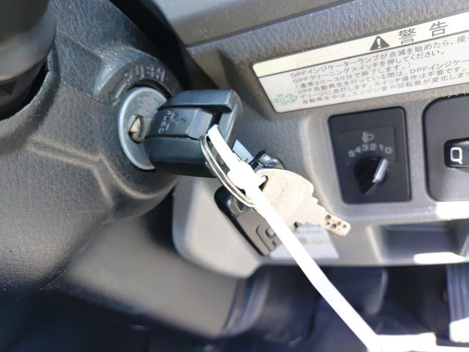 2019 Mitsubishi Fuso Canter auction photo 15