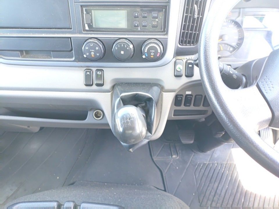 2019 Mitsubishi Fuso Canter auction photo 12