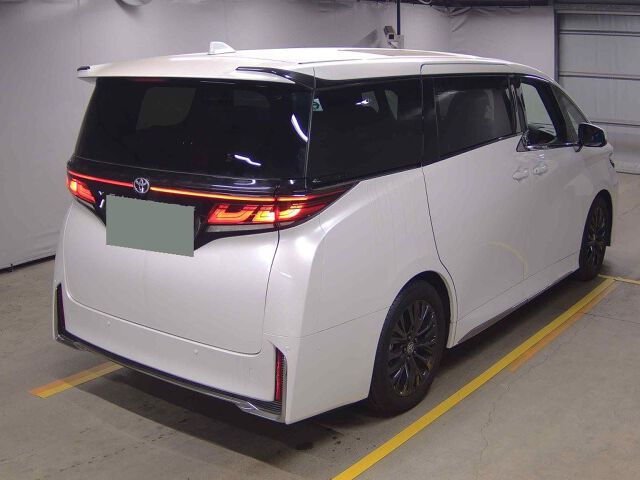 2025 Toyota Vellfire Z Premier auction photo 5