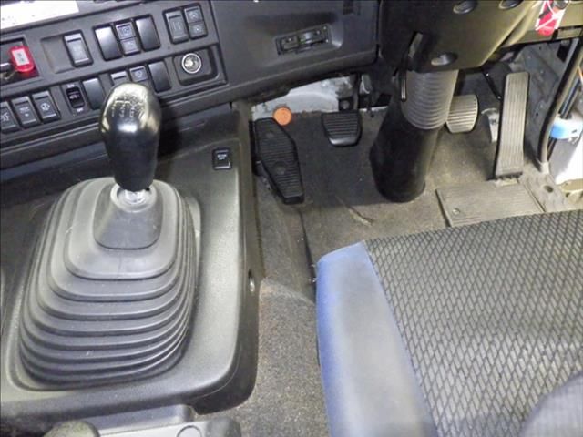 2016 Isuzu ウィング auction photo 8