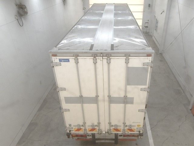 2016 Isuzu ウィング auction photo 3