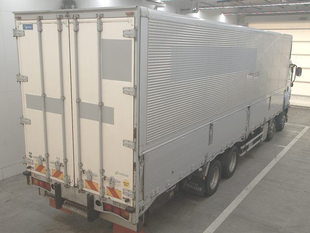 2016 Isuzu ウィング auction photo 2