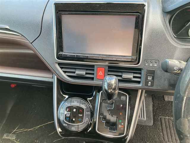 2015 Toyota Esquire Gi auction photo 6