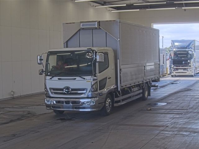 2016 Hino Ranger Aluminum Wing PG Japan auction vehicle