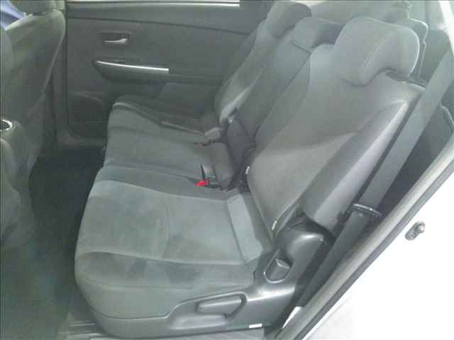 2013 Toyota Prius Alpha S auction photo 5
