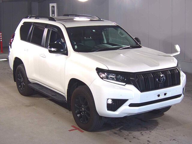 Japan Auction Vehicles 8 2023 Toyota Land Cruiser Prado TX L-PマットブラE 4WD auction photo