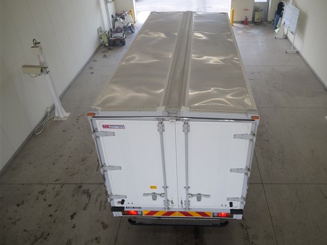 2017 Hino Dutro Aluminum Wing auction photo 3
