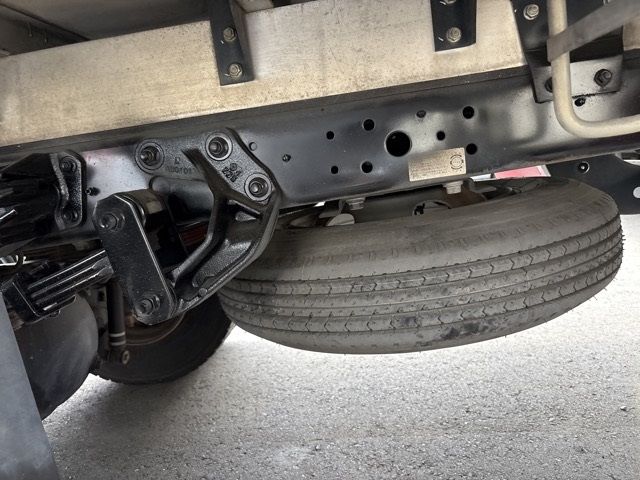 2017 Hino Dutro Aluminum Wing auction photo 14