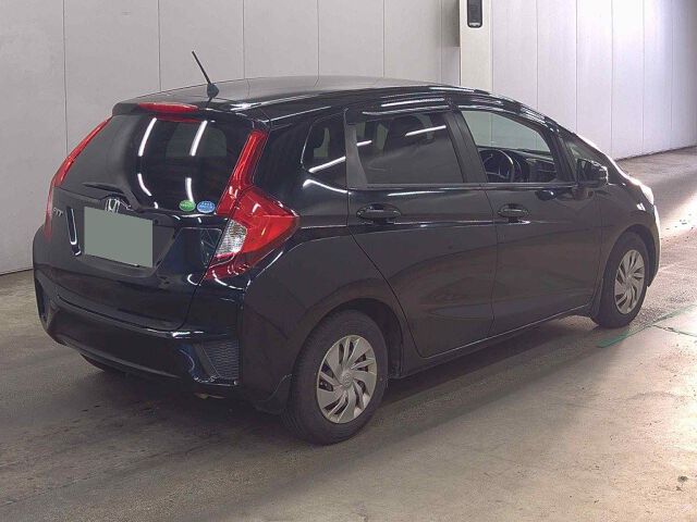 2016 Honda Fit 13G・Lパッケージ auction photo 5