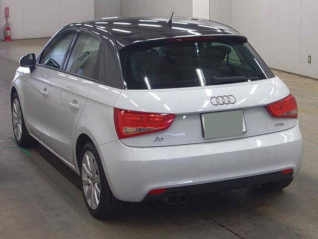 2012 Audi A1 Sportback 1.4TFSIバイキセス auction photo 2