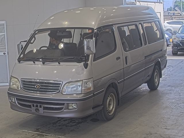 2000 Toyota Hiace Grand Cabin G Japan auction vehicle