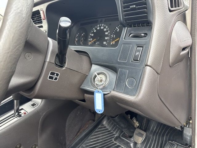2000 Toyota Hiace Grand Cabin G auction photo 6