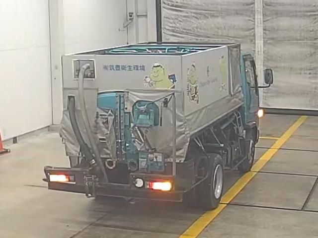 2015 Mitsubishi Fuso Canter Vacuum truck auction photo 2